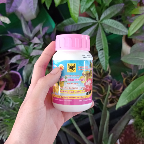 Phân bón dưỡng hoa lâu tàn 901